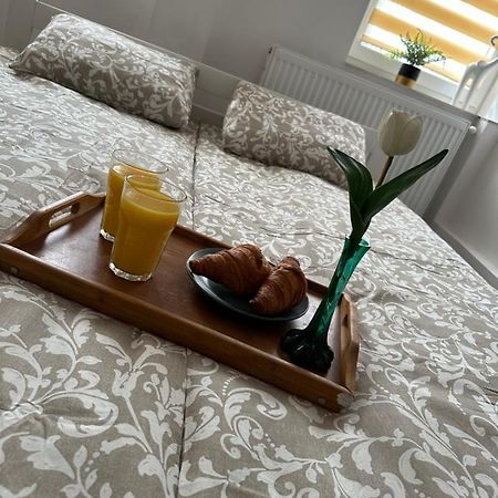 Апартаменти Apartament Medalionow Z Parkingiem Люблін Екстер'єр фото