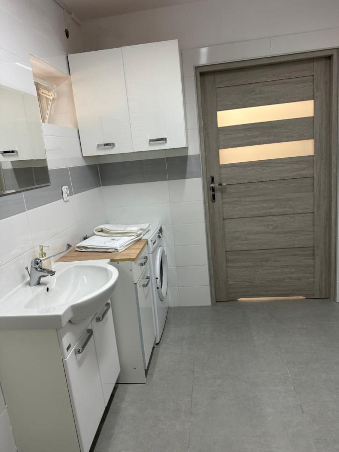 Апартаменти Apartament Medalionow Z Parkingiem Люблін Екстер'єр фото